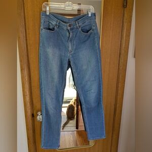 Classic Blue Women's Slim Fit Jeans